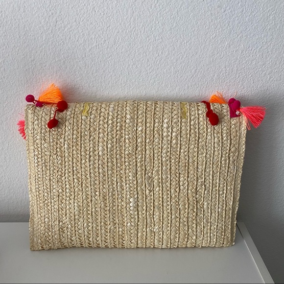 Pom Pom straw clutch - Picture 5 of 8